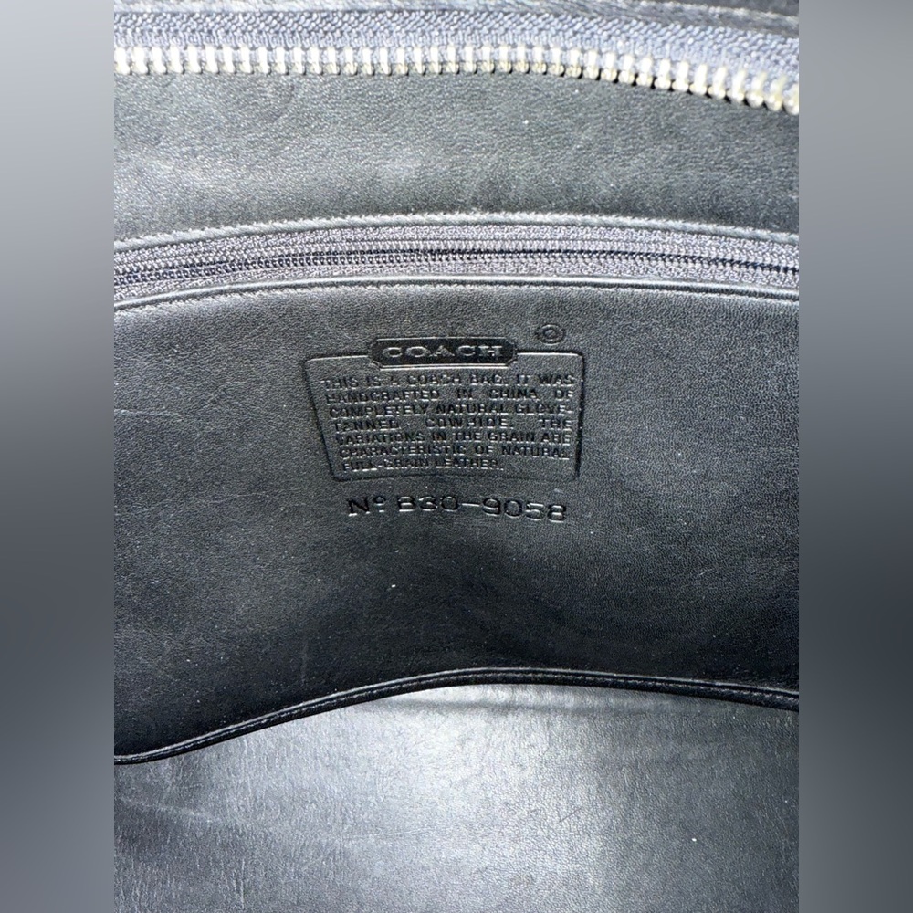 Coach Vintage 9058 Legacy Hobo Black Leather Nickel Silver Tone Hardware - Picture 4 of 16
